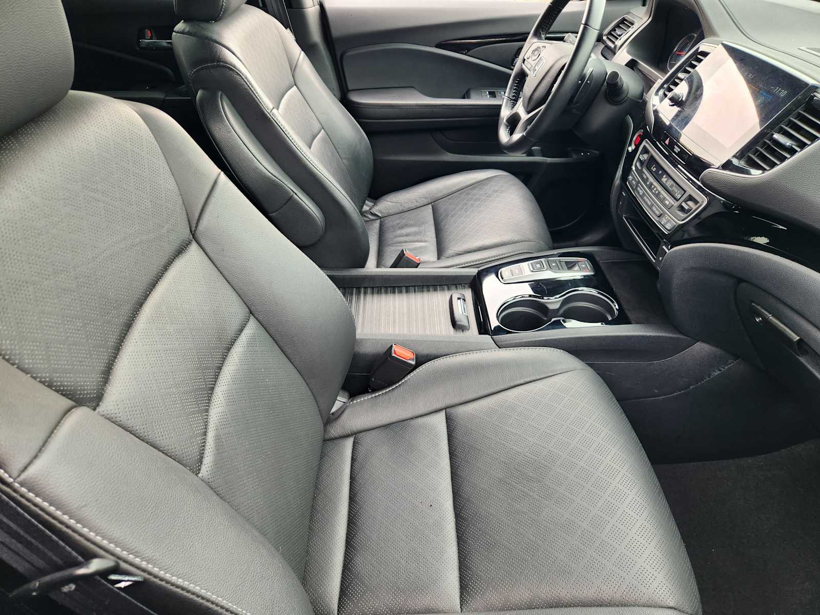Thumbnail: 2021 Honda Passport - 13