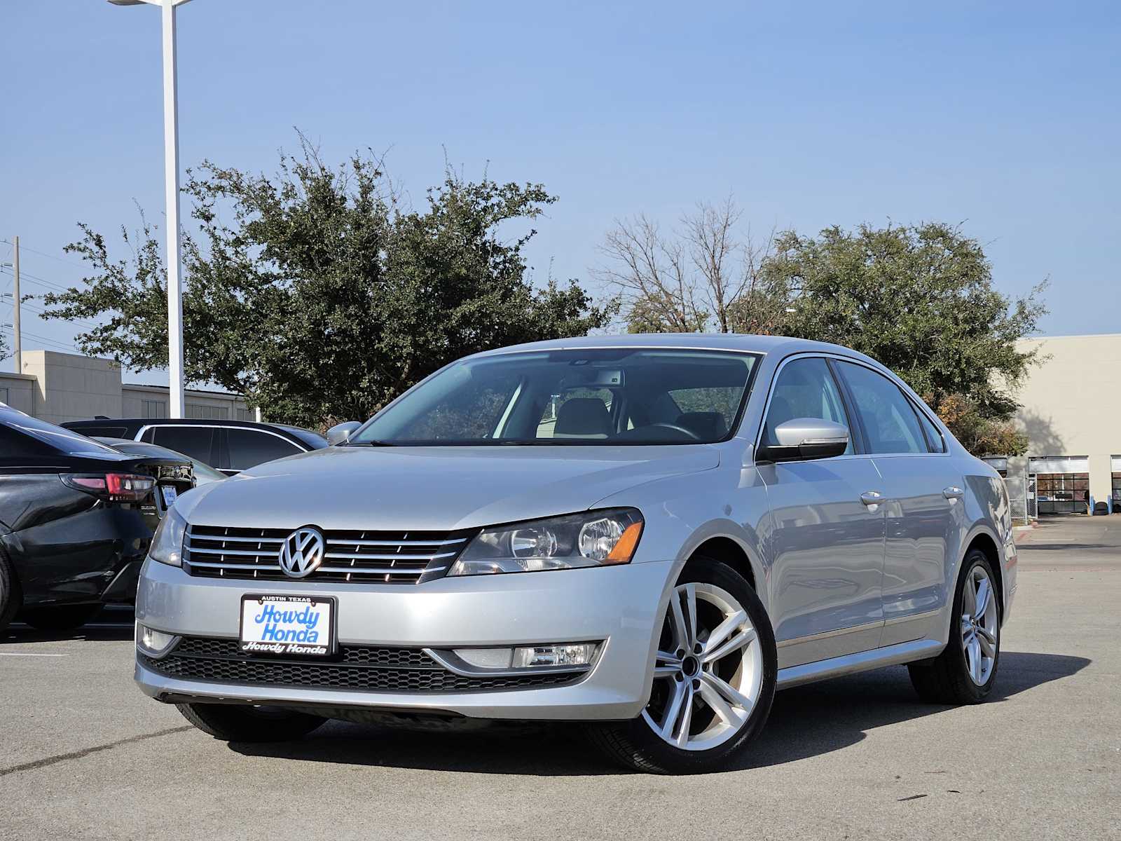 2013 Volkswagen Passat SEL -
                  Austin, TX