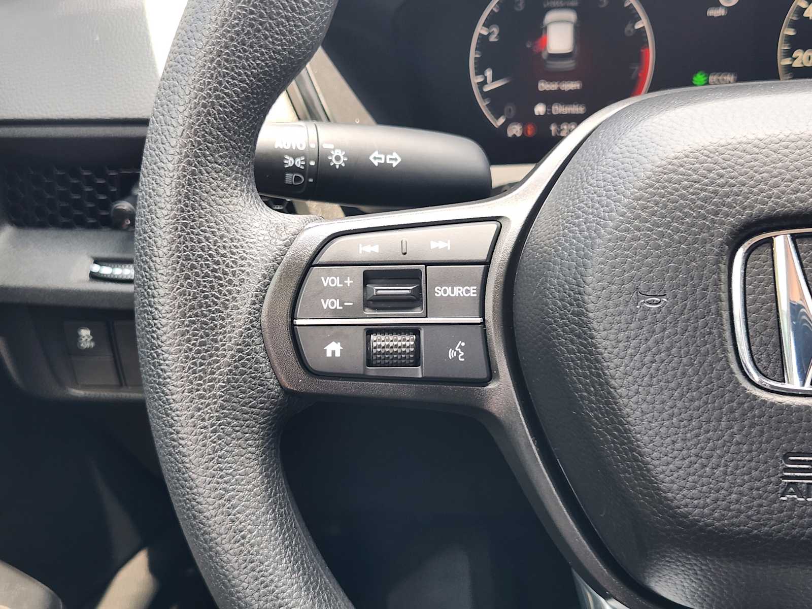 2025 Honda CR-V EX - Photo 27