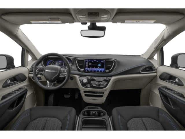 Thumbnail: 2021 Chrysler Pacifica - 11