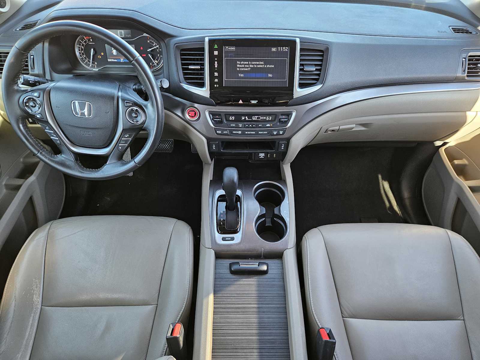 Thumbnail: 2016 Honda Pilot - 24