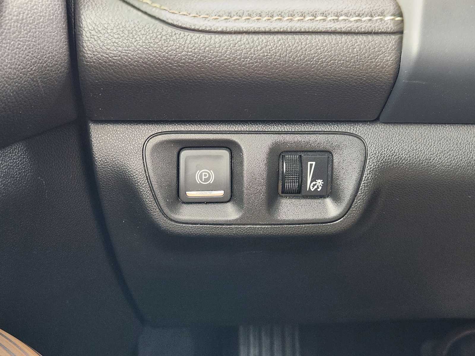 Thumbnail: 2023 GMC Acadia - 22