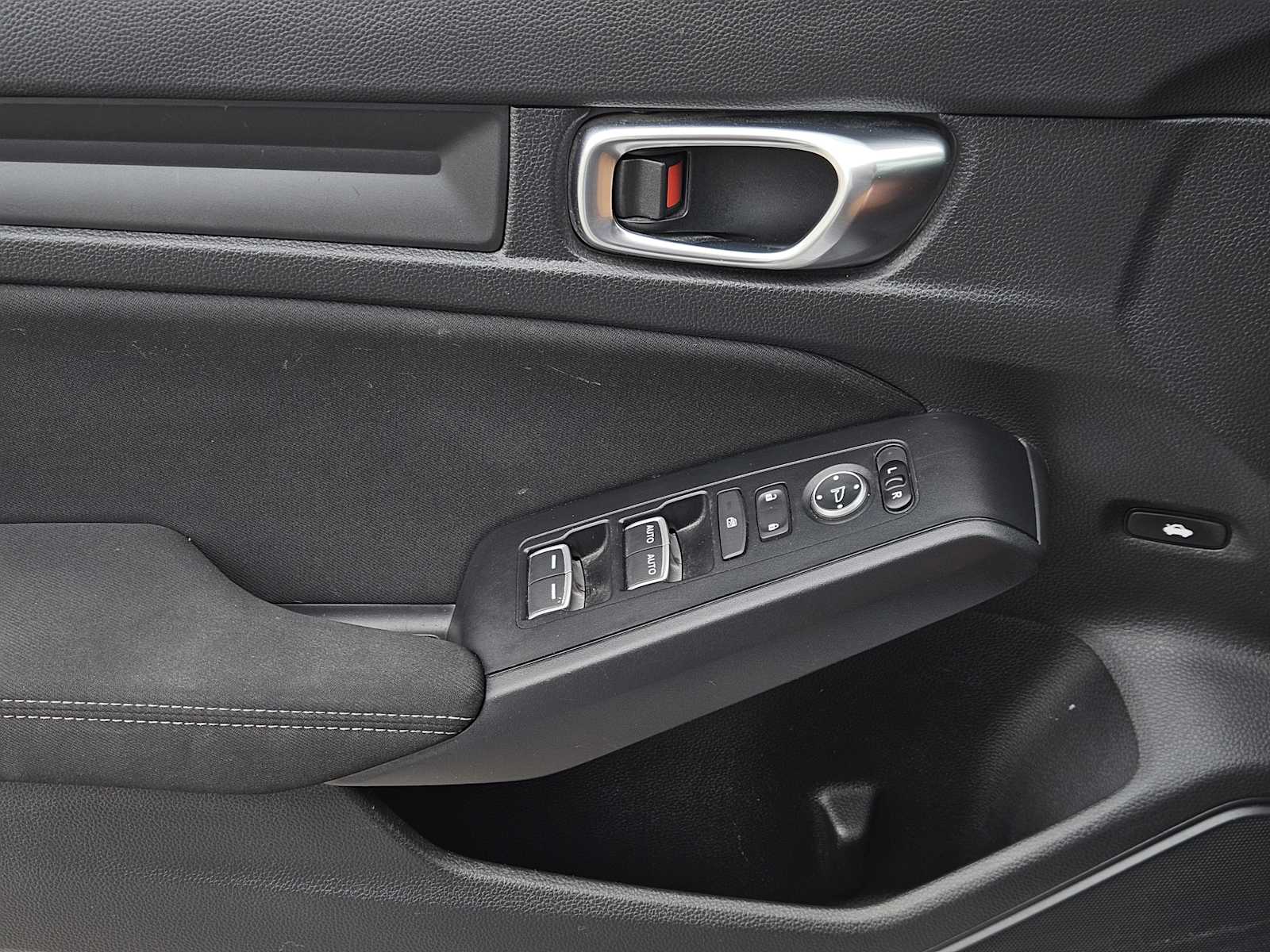 Thumbnail: 2022 Honda Civic - 22