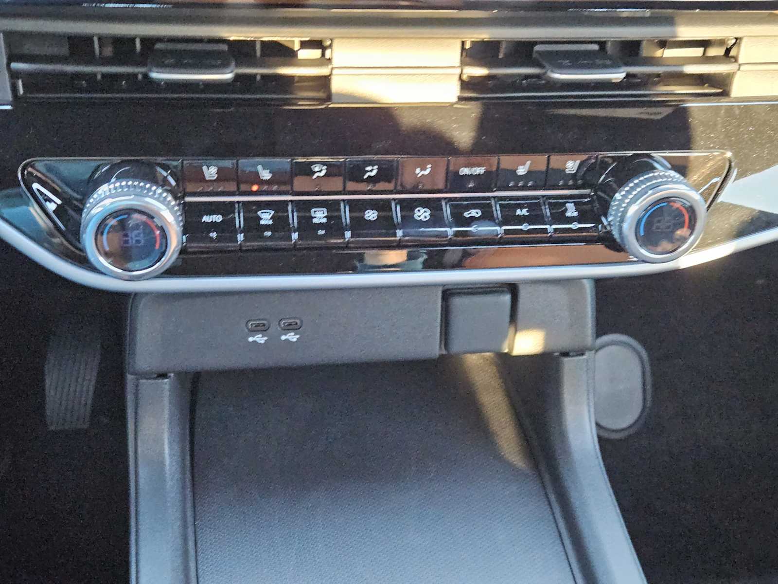 Thumbnail: 2026 Honda Prologue - 16