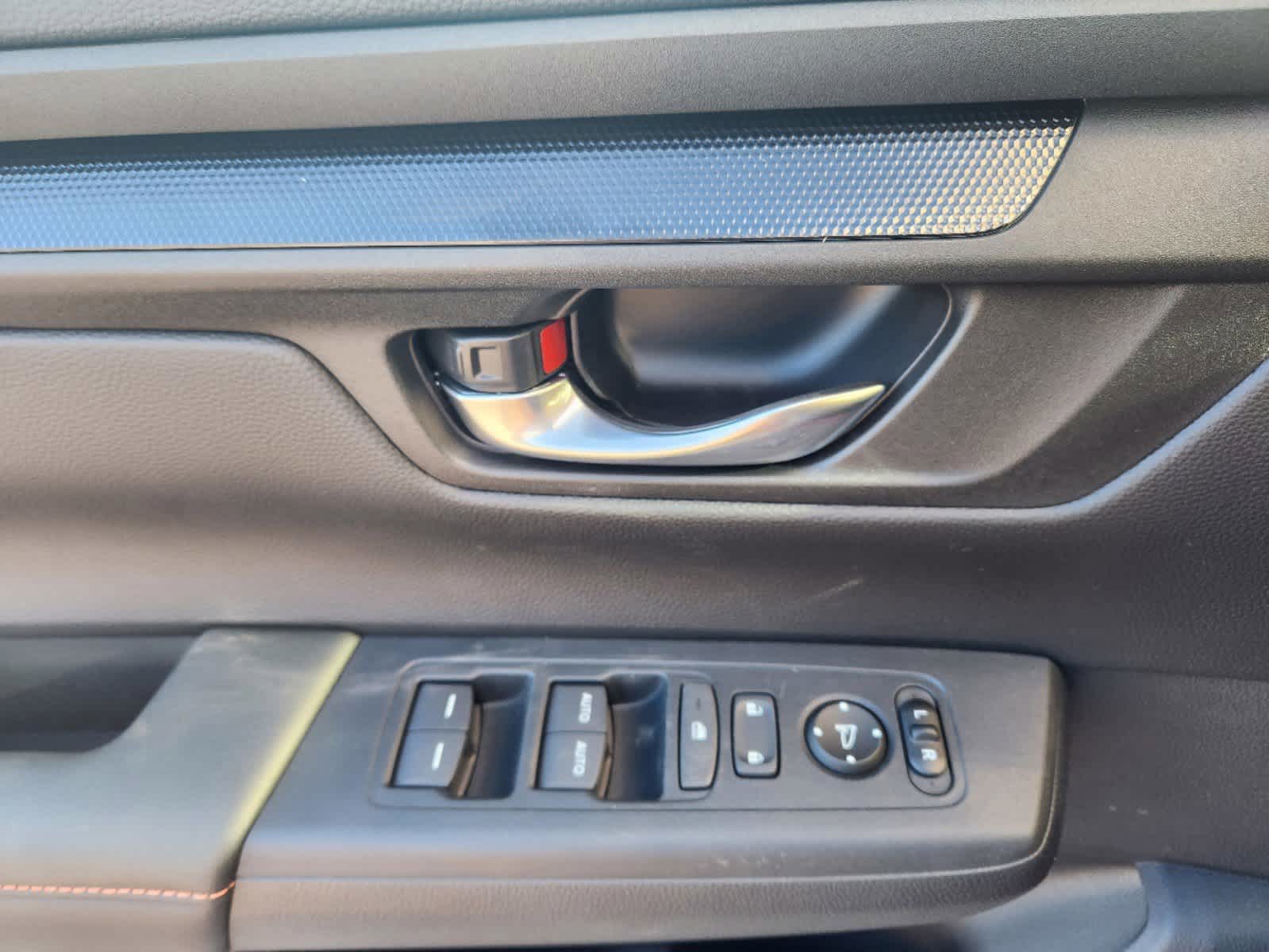 2025 Honda CR-V Sport 17