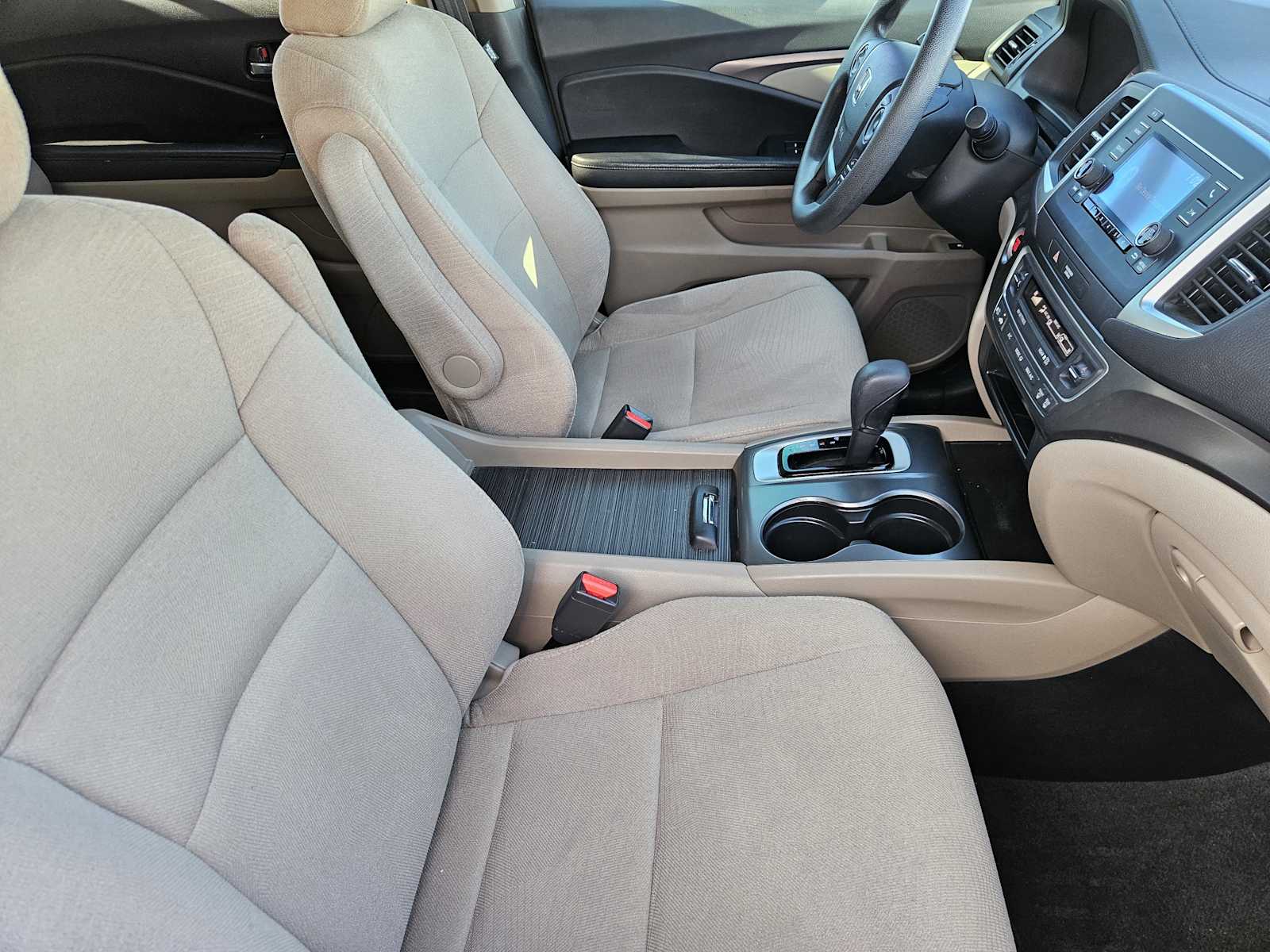 Thumbnail: 2016 Honda Pilot - 13