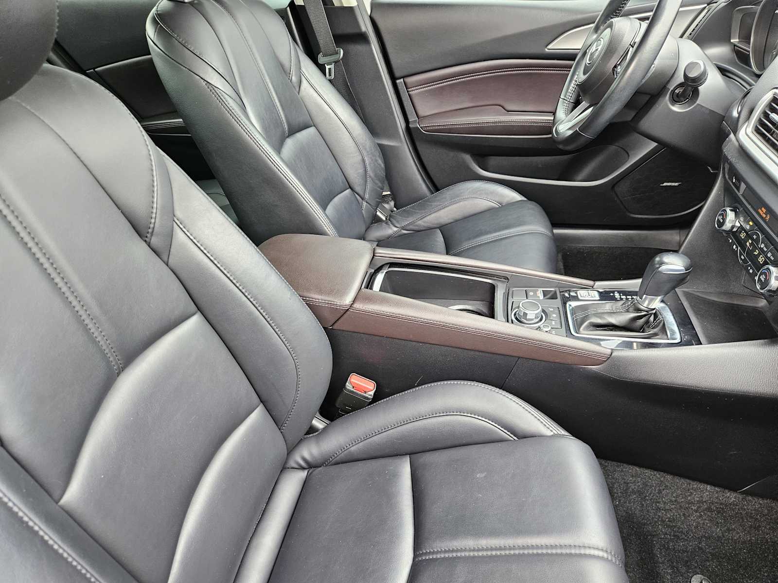 Thumbnail: 2018 Mazda Mazda3 - 14