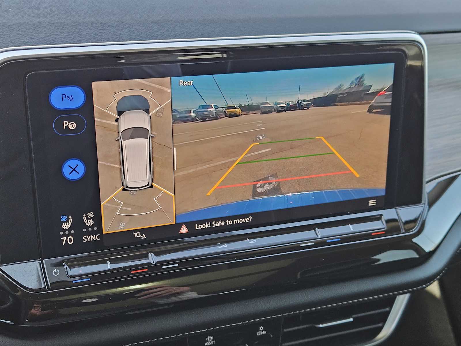 Thumbnail: 2024 Volkswagen Atlas - 19