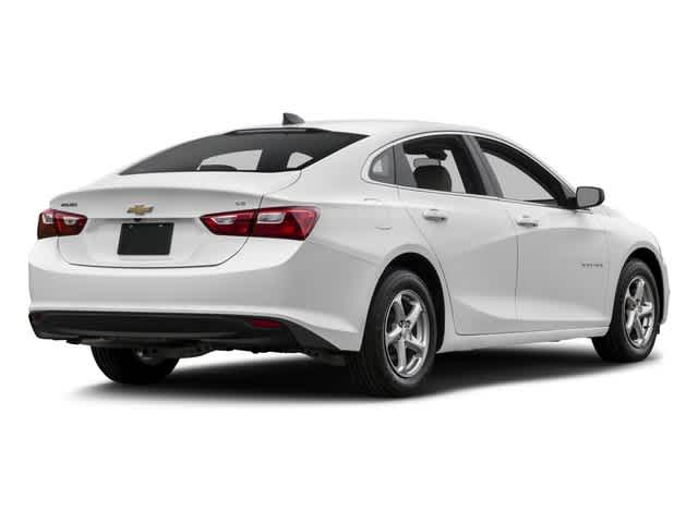 Thumbnail: 2017 Chevrolet Malibu - 3