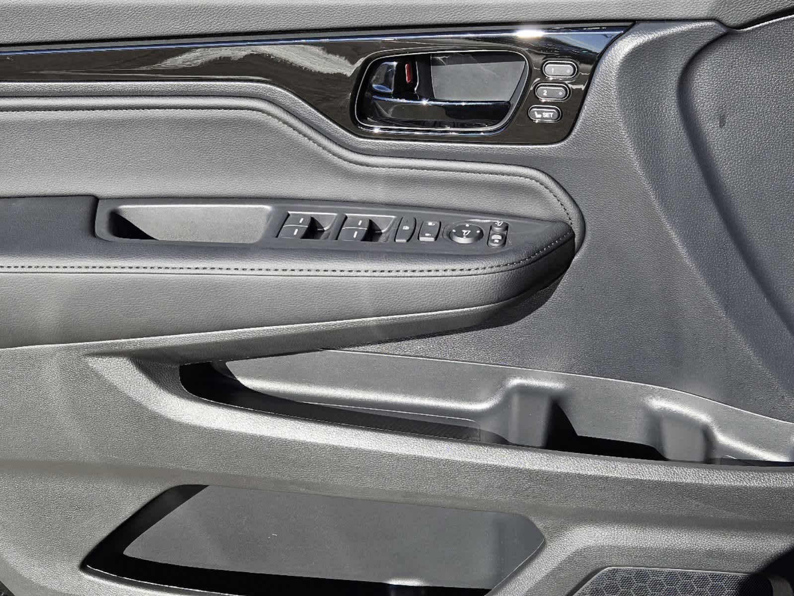Thumbnail: 2025 Honda Odyssey - 17