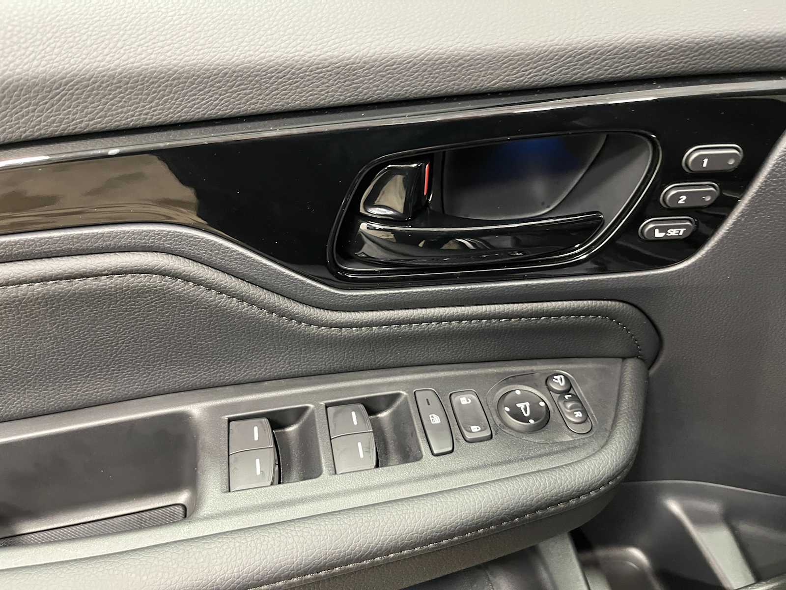 Thumbnail: 2026 Honda Odyssey - 11