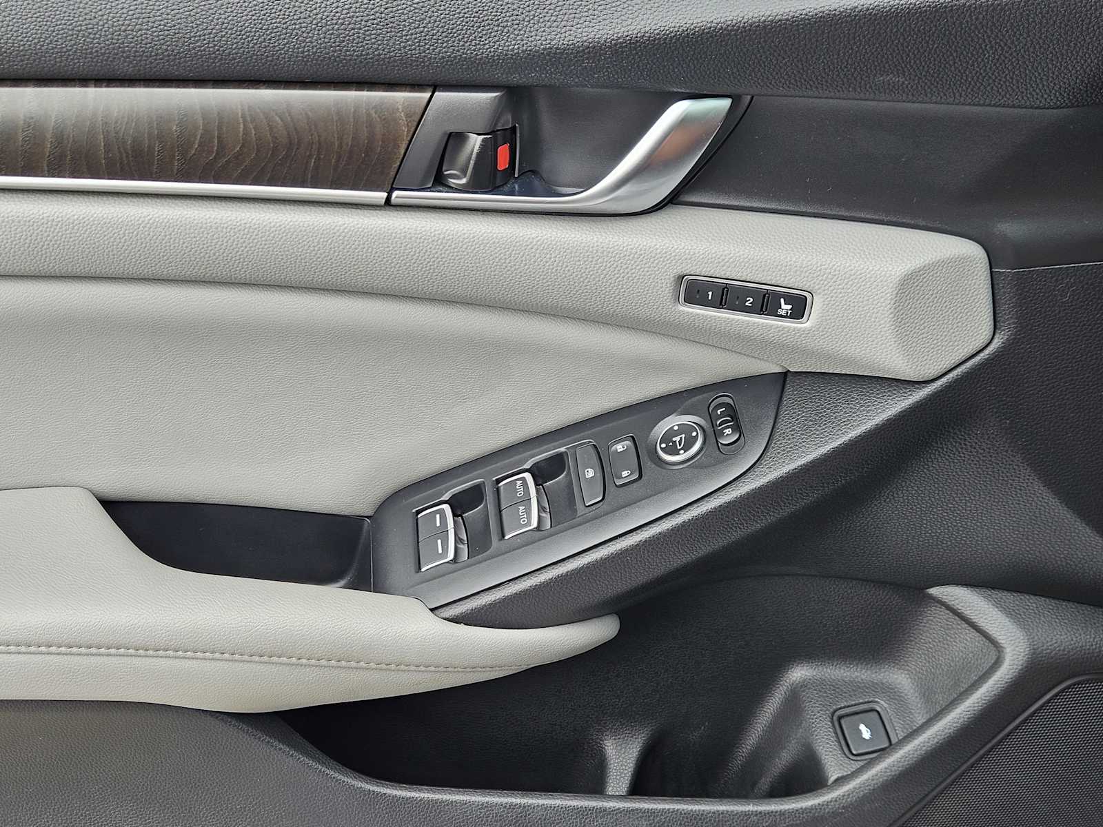 Thumbnail: 2018 Honda Accord - 22