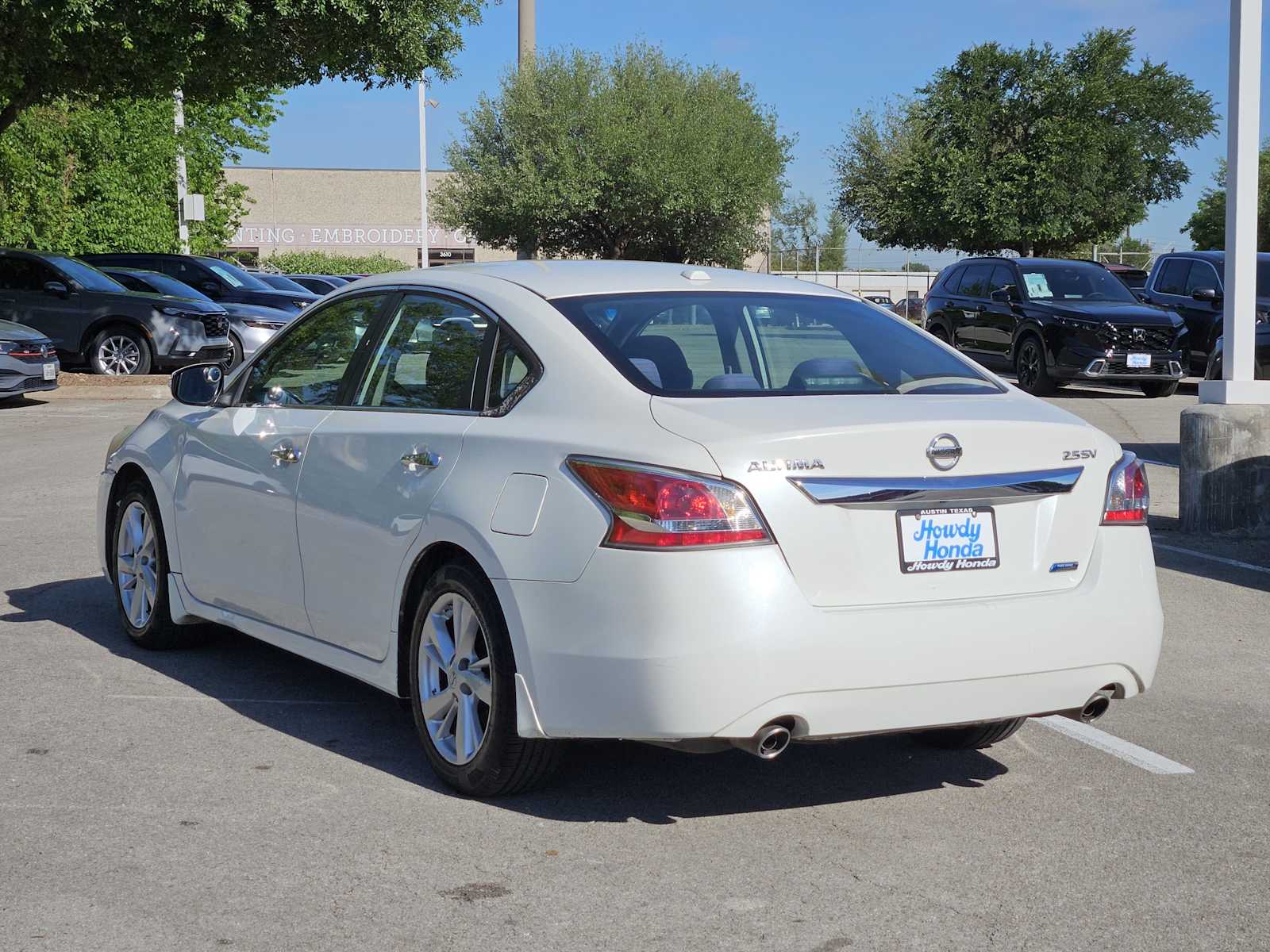 Thumbnail: 2014 Nissan Altima - 5