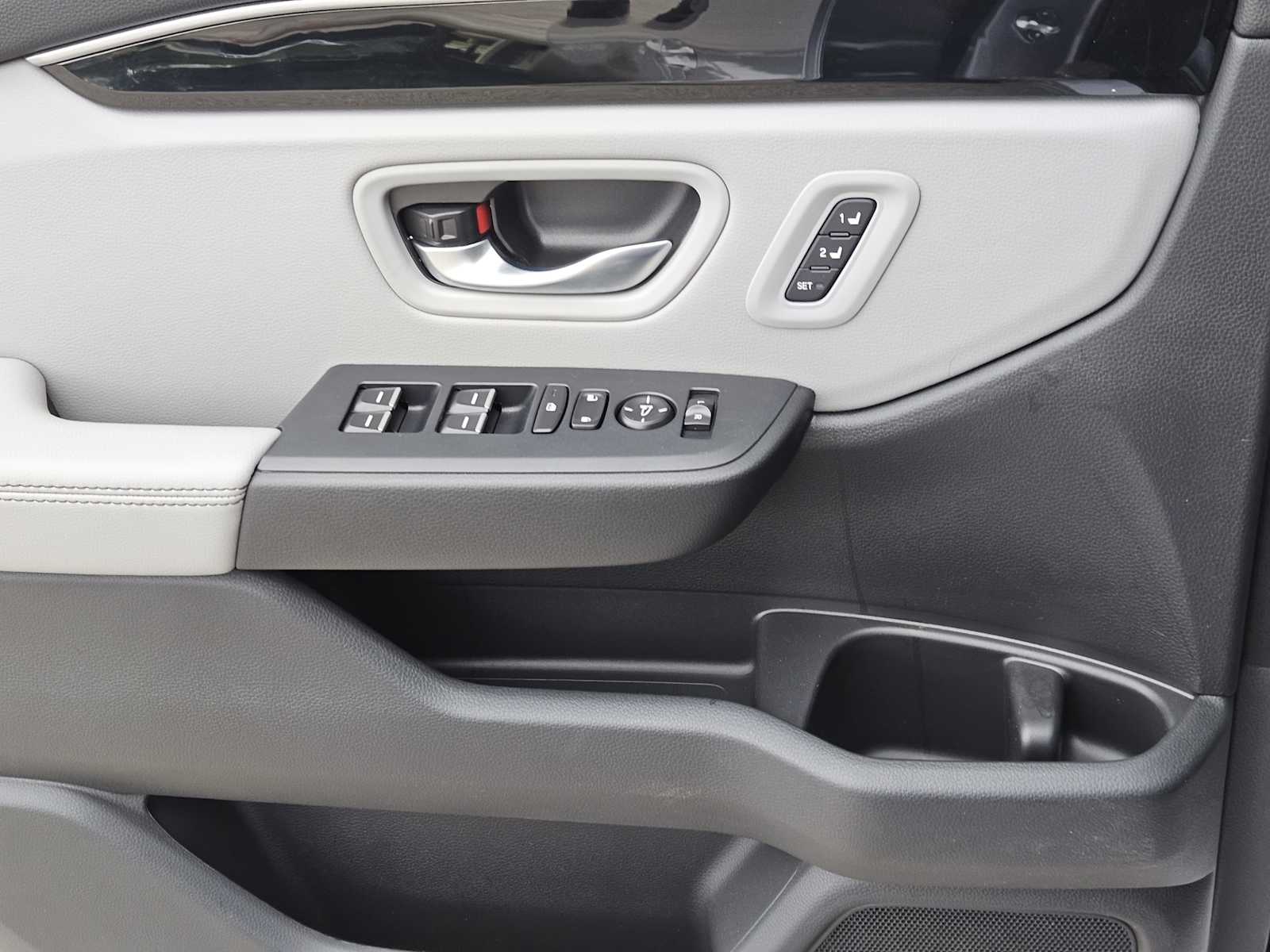 Thumbnail: 2025 Honda Pilot - 17