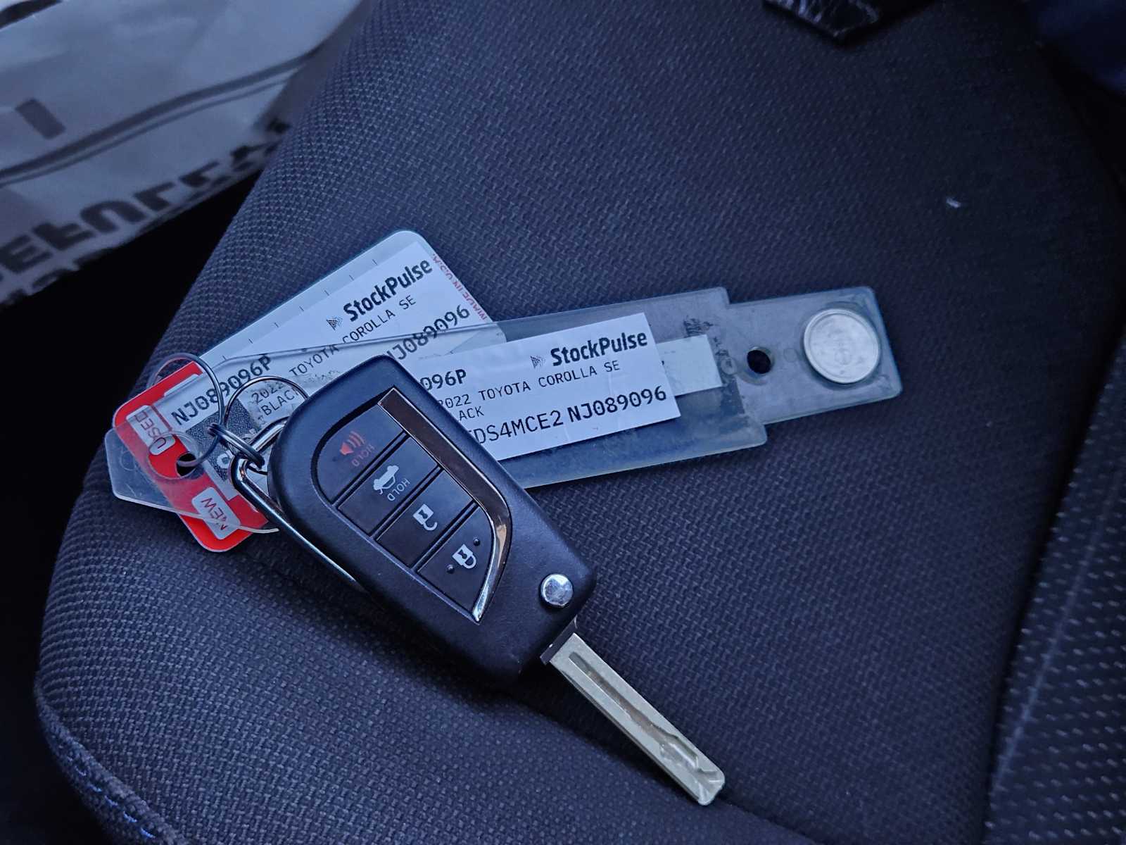 Thumbnail: 2022 Toyota Corolla - 31