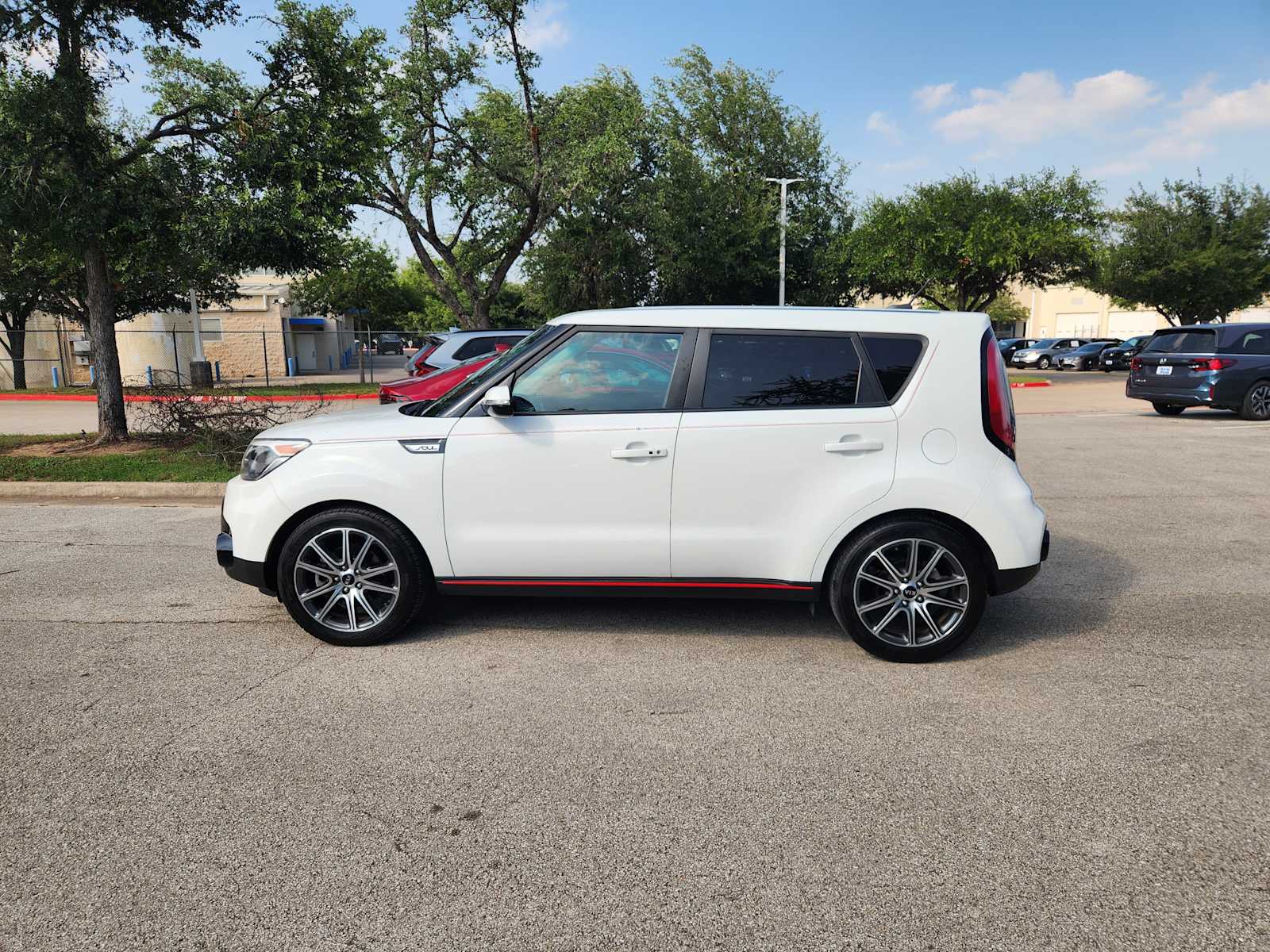 Thumbnail: 2018 Kia Soul - 3