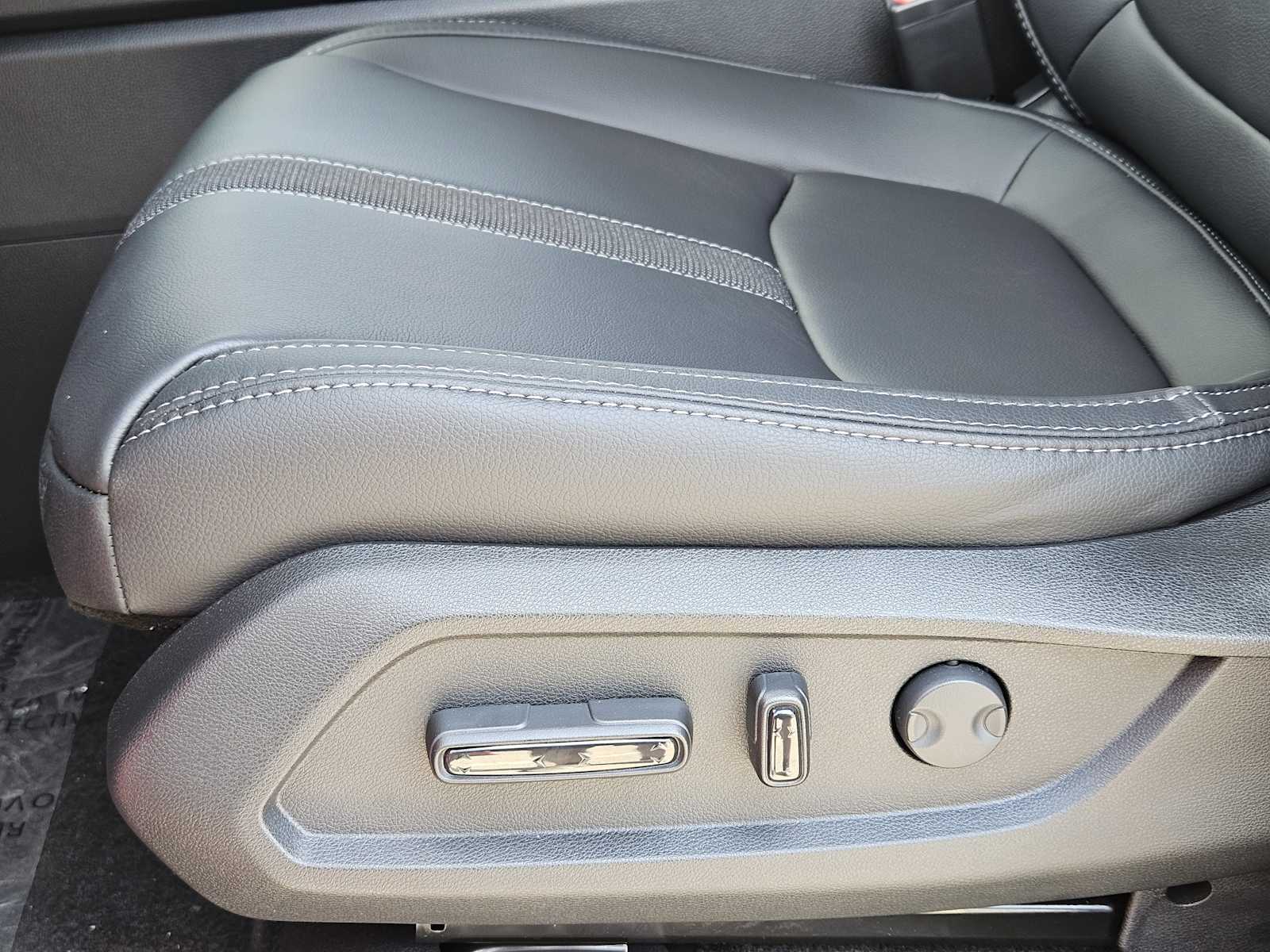 Thumbnail: 2025 Honda Pilot - 19