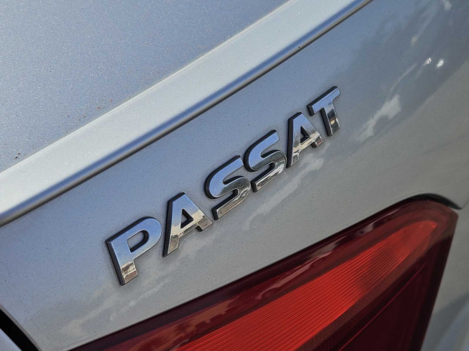 Thumbnail: 2013 Volkswagen Passat - 12