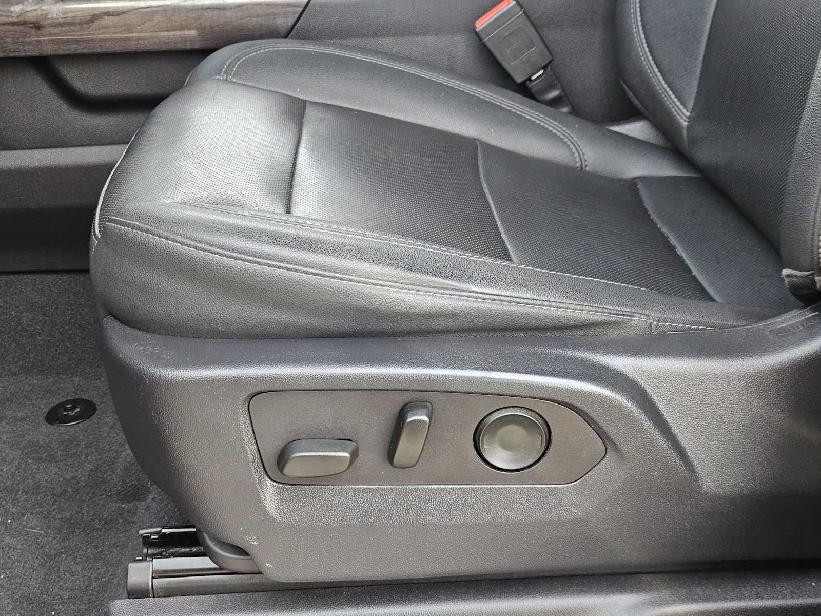 Thumbnail: 2023 Chevrolet Silverado 1500 - 24