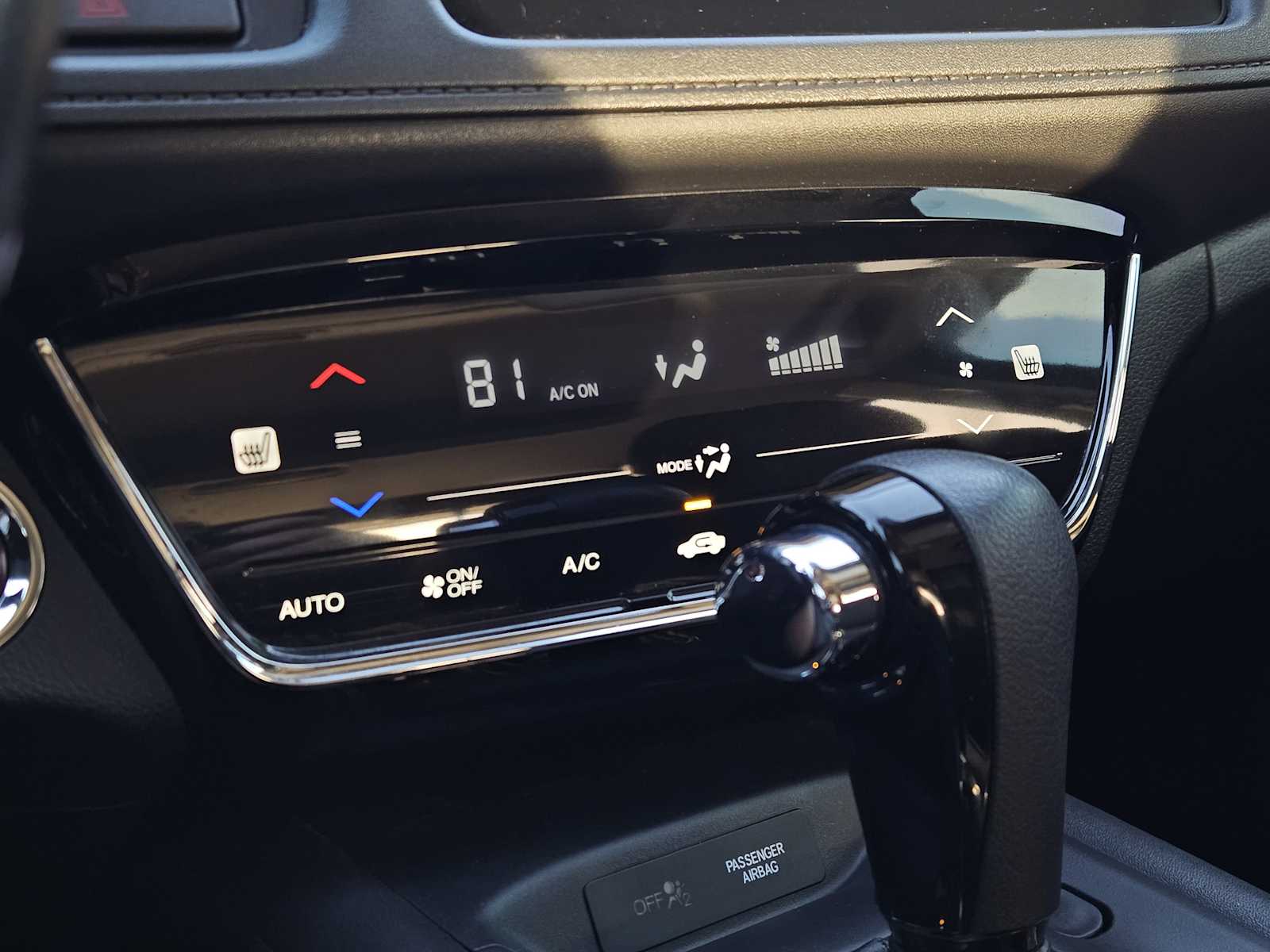 Thumbnail: 2018 Honda HR-V - 18