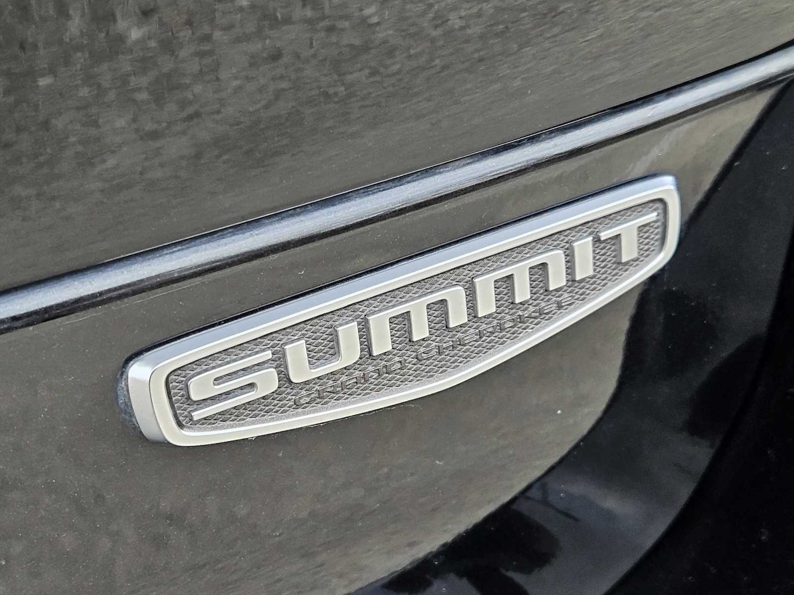 Thumbnail: 2022 Jeep Grand Cherokee L - 11