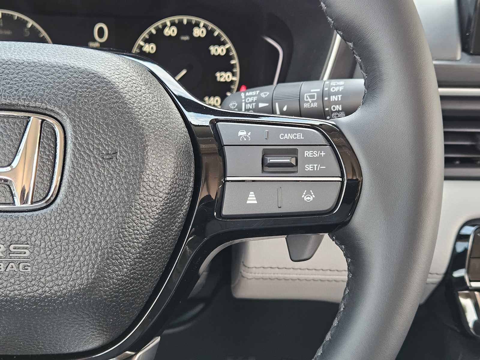 Thumbnail: 2025 Honda Pilot - 24