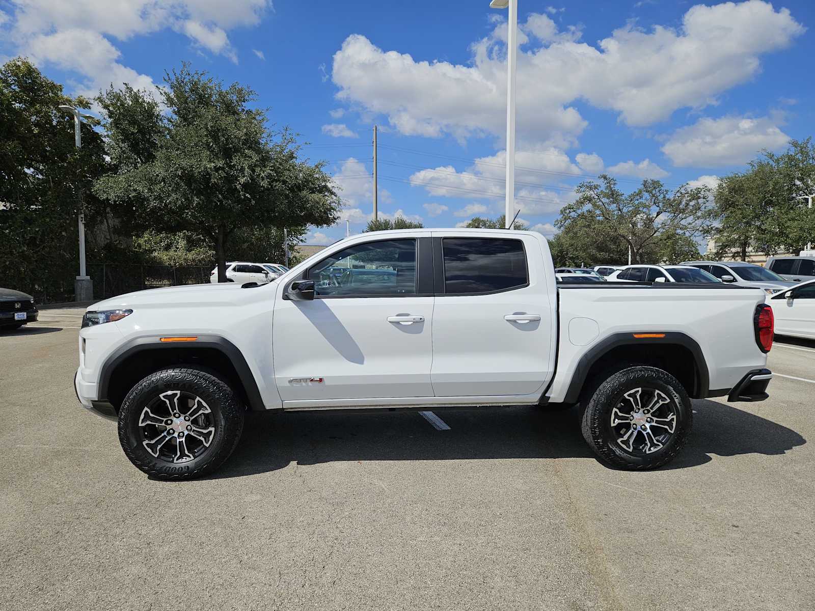 2024 Gmc Canyon AT4 photo 4