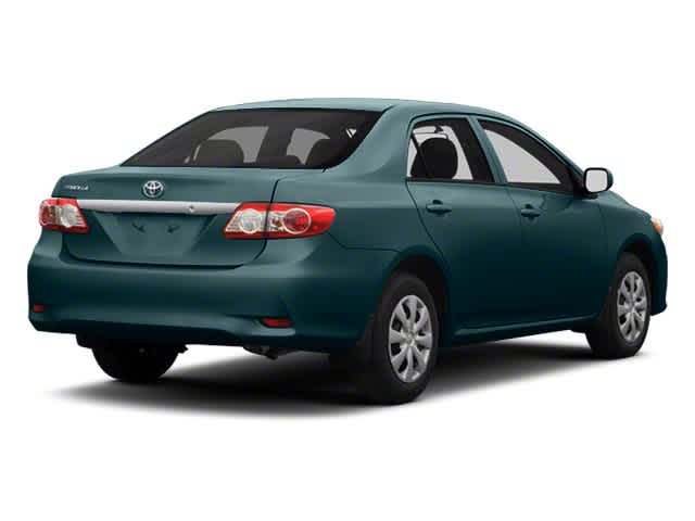 2013 Toyota Corolla L photo 2