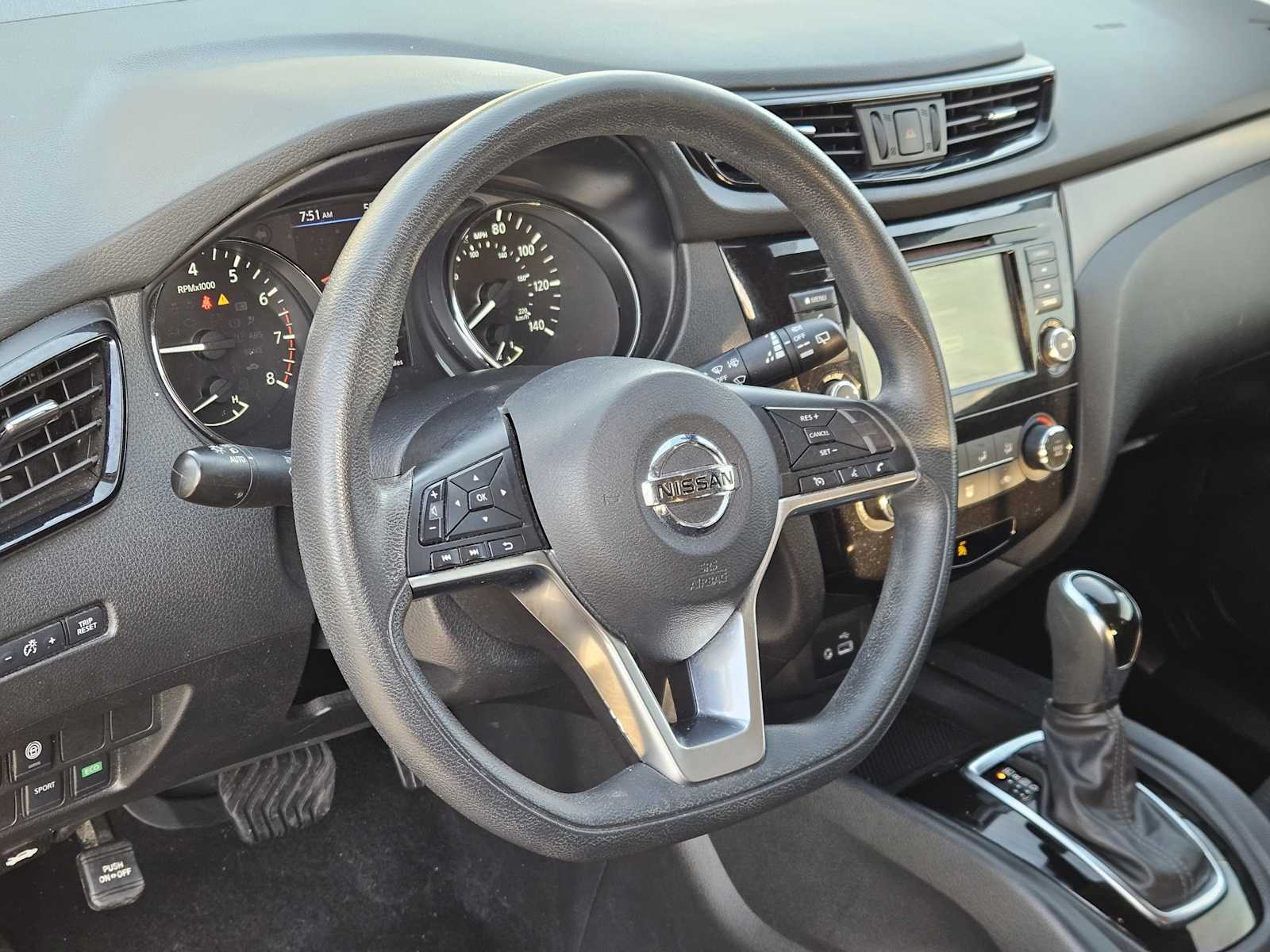 Thumbnail: 2020 Nissan Rogue Sport - 2