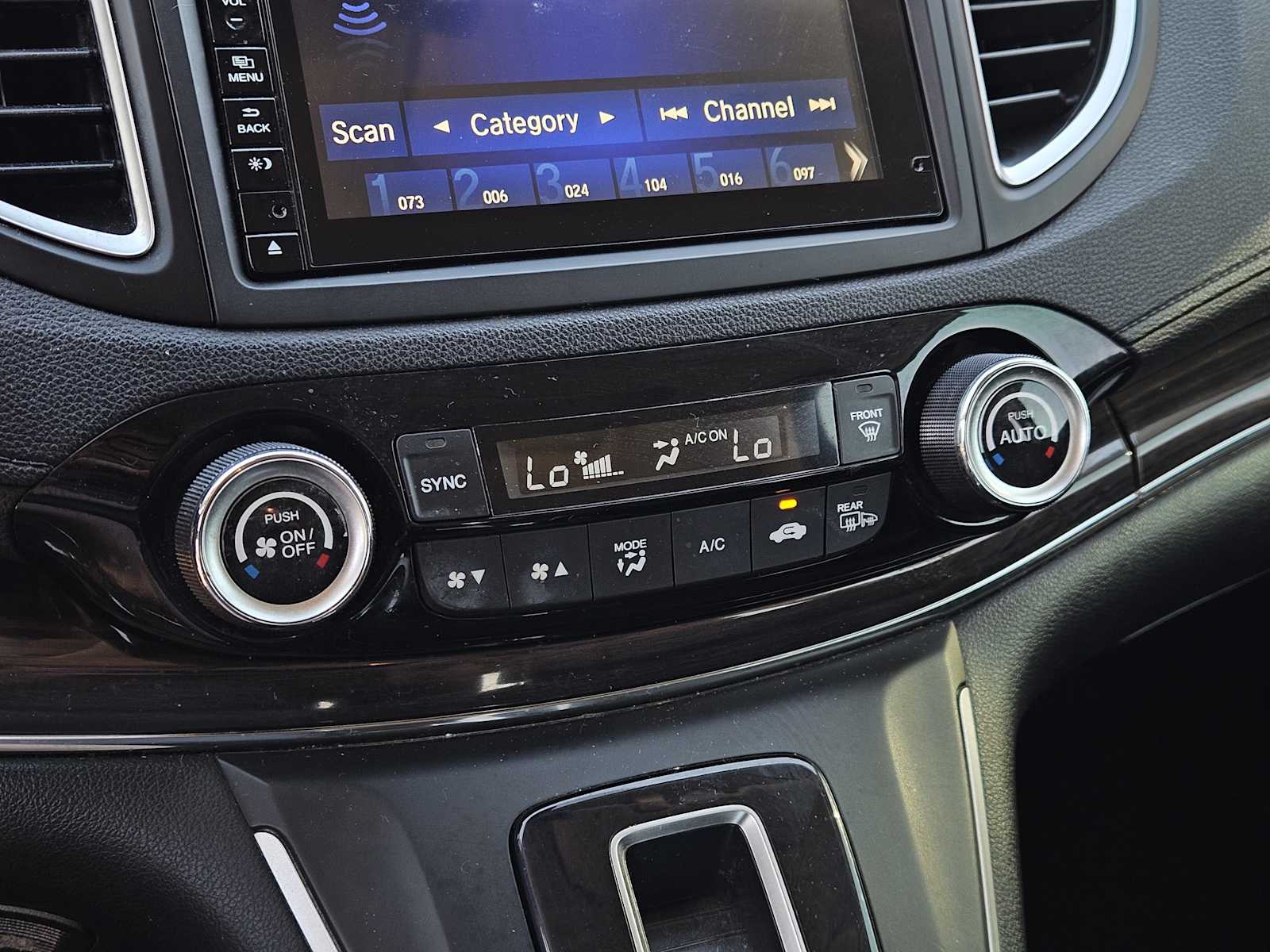 Thumbnail: 2016 Honda CR-V - 19