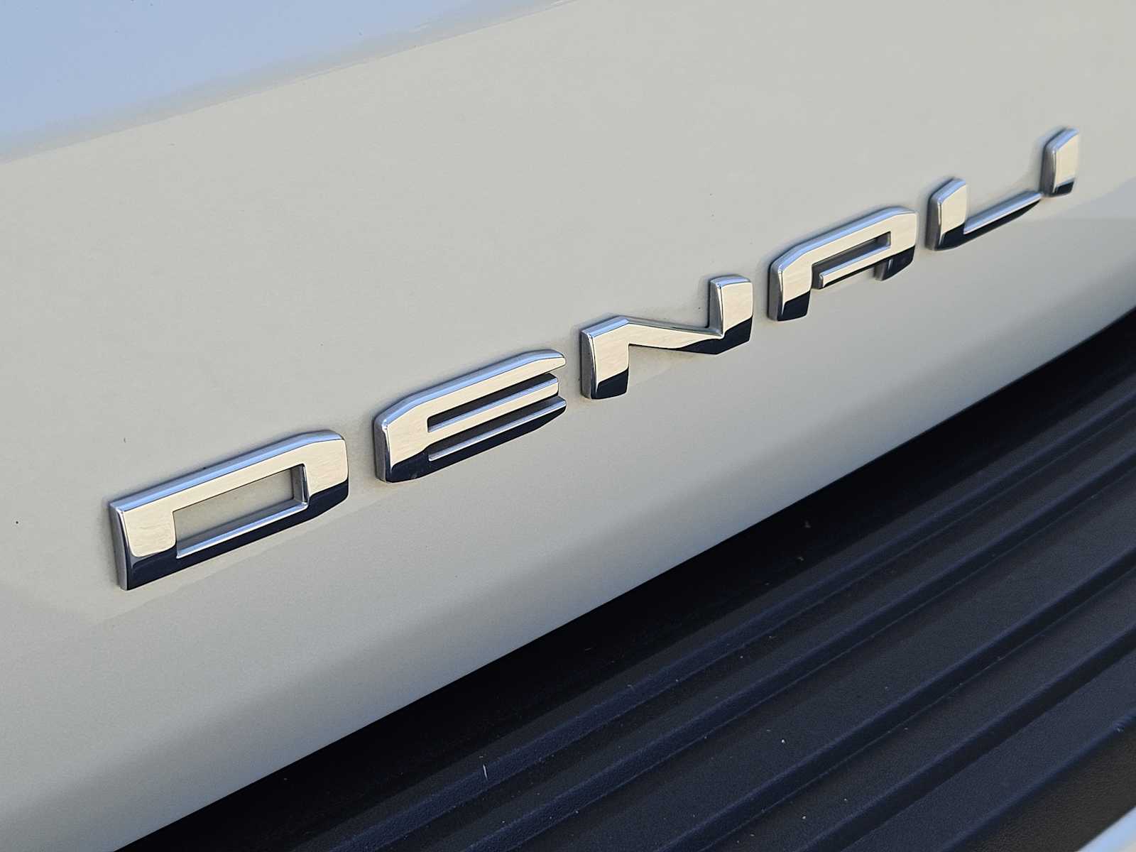 Thumbnail: 2022 GMC Yukon - 11