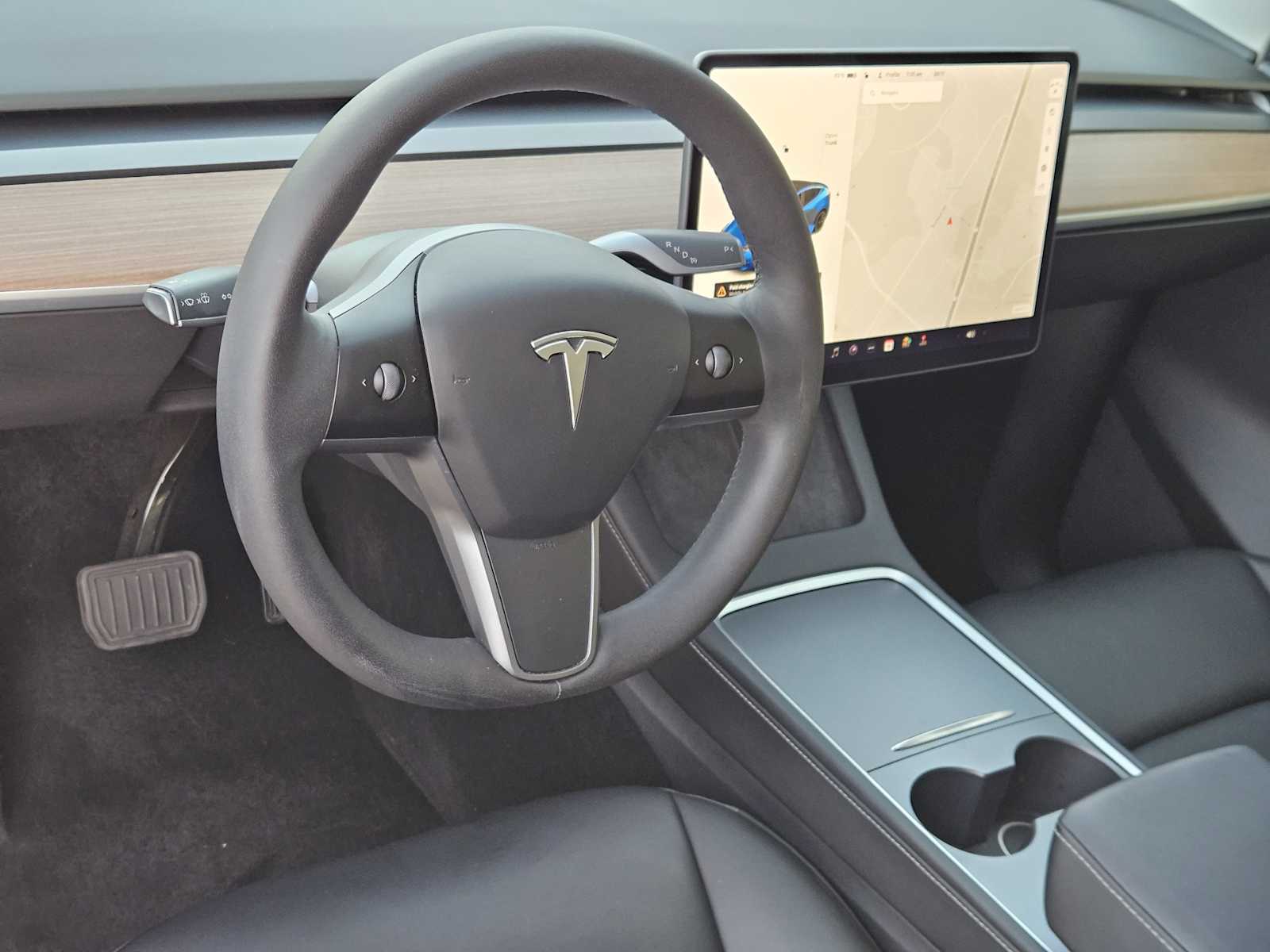 Used 2021 Tesla Model Y Long Range with VIN 5YJYGDEE0MF204587 for sale in Austin, TX