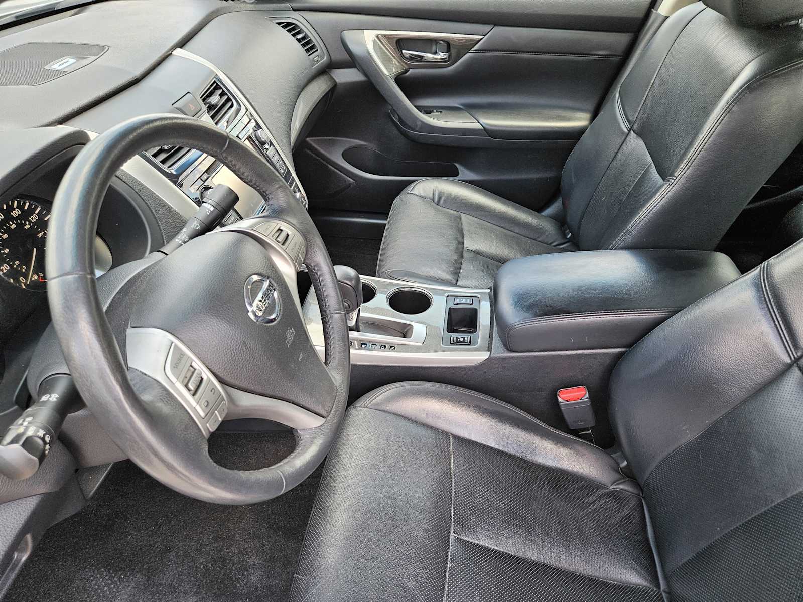 Thumbnail: 2015 Nissan Altima - 13