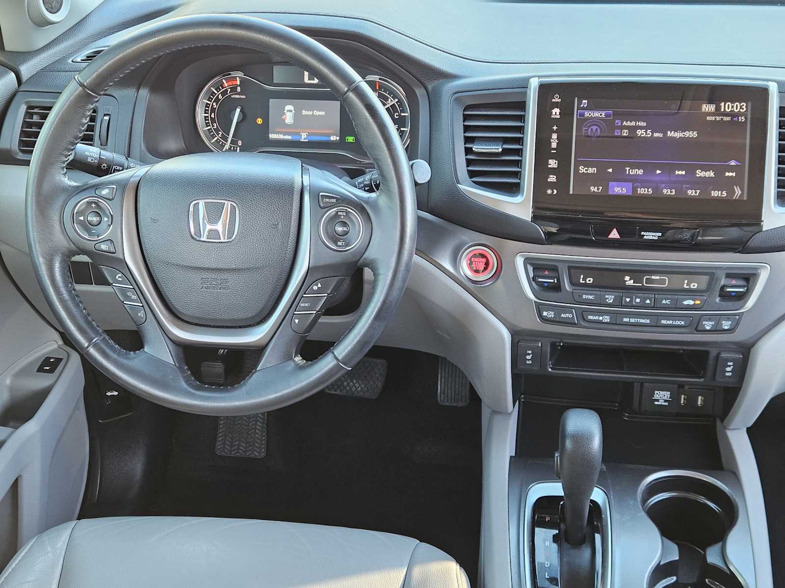 Thumbnail: 2018 Honda Pilot - 25