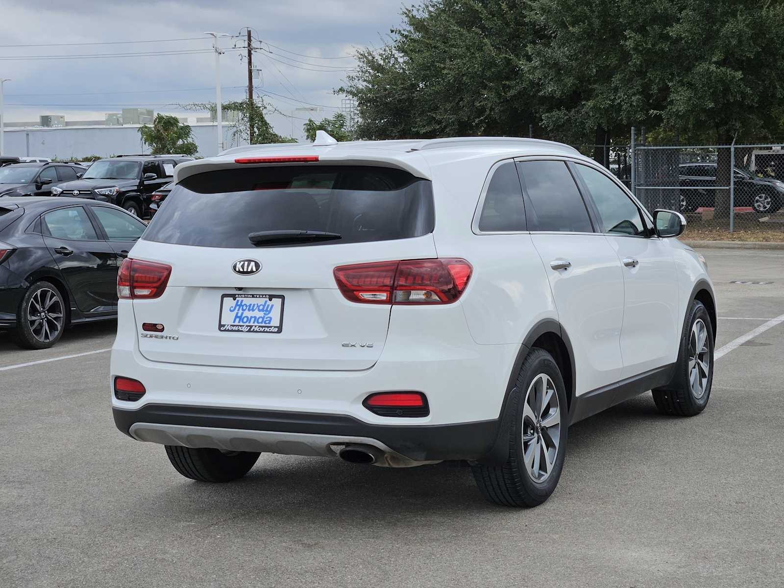 Thumbnail: 2019 Kia Sorento - 5