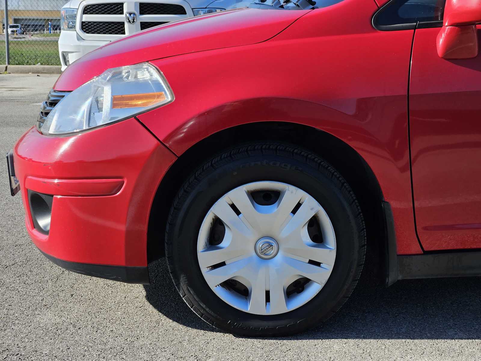 Thumbnail: 2012 Nissan Versa - 8