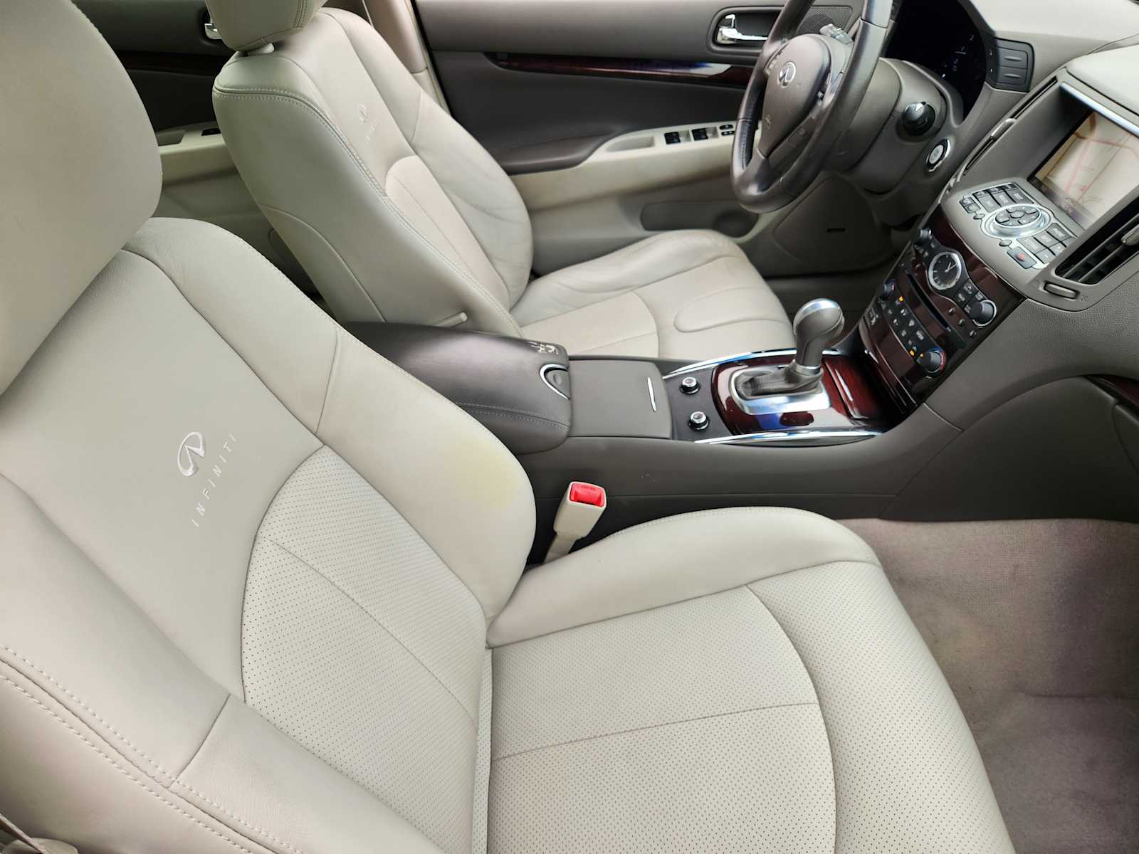 Thumbnail: 2012 INFINITI G37 - 14