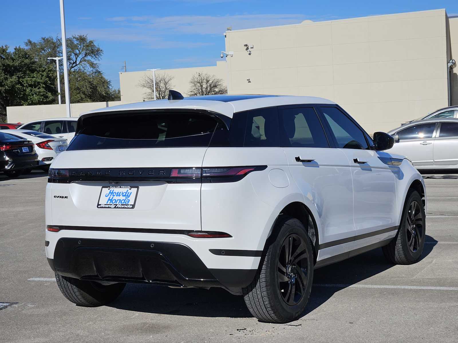 Thumbnail: 2024 Land Rover Range Rover Evoque - 6