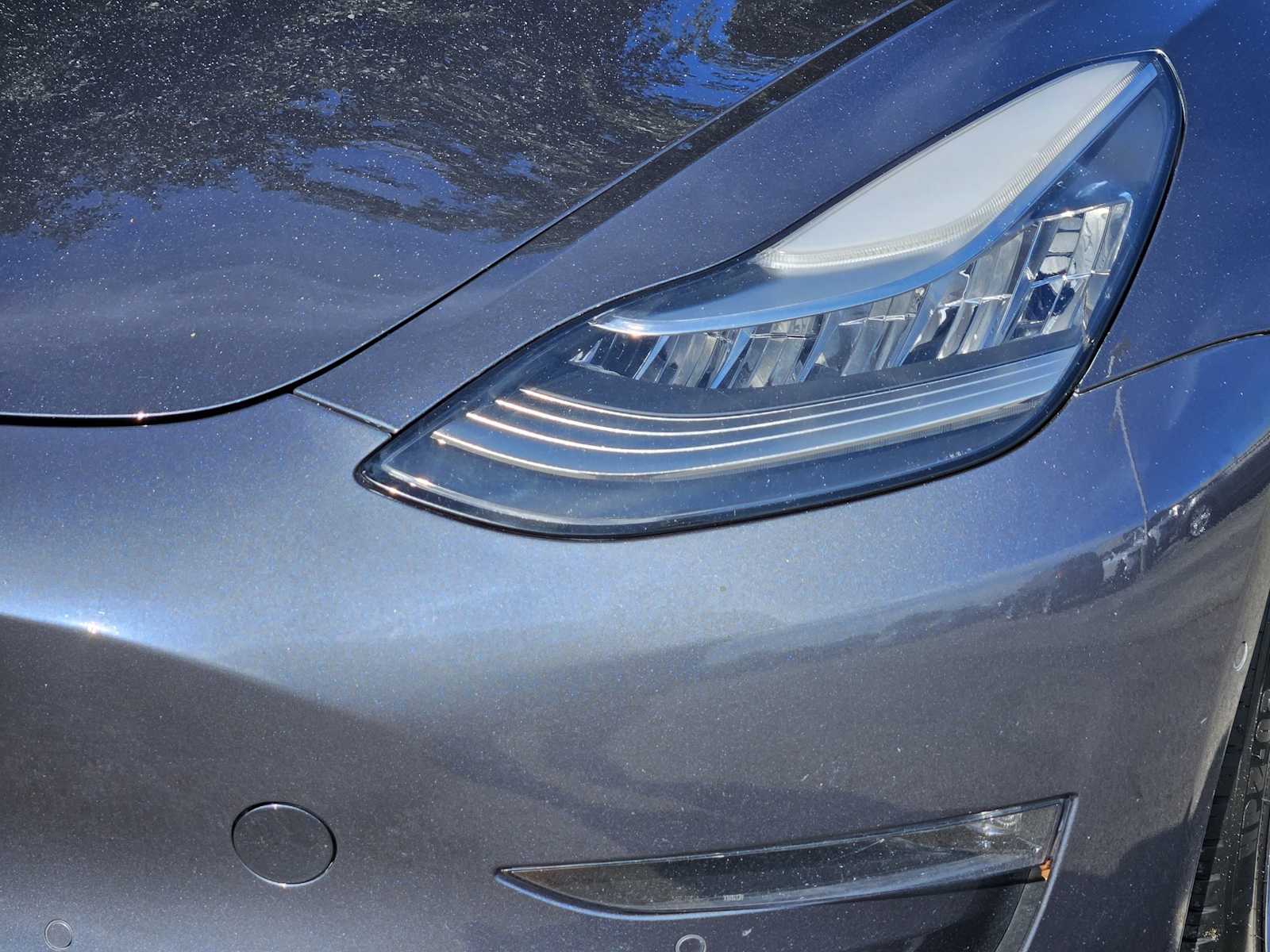 Thumbnail: 2018 Tesla Model 3 - 7