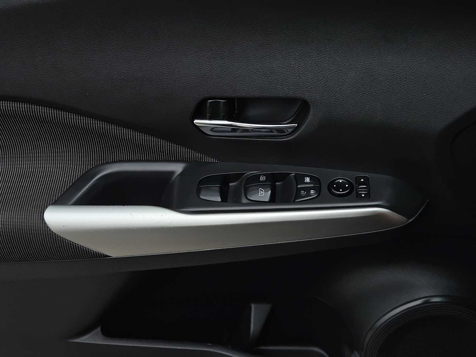 Thumbnail: 2020 Nissan Kicks - 22