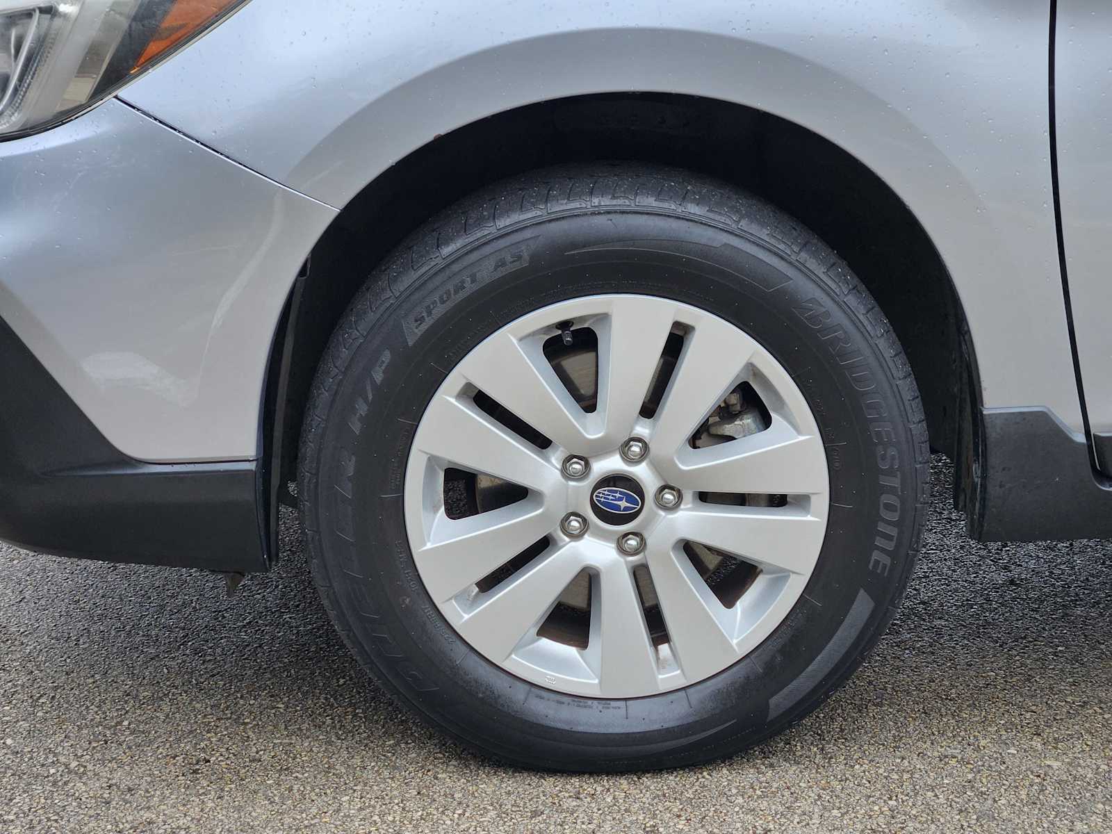 Thumbnail: 2019 Subaru Outback - 9