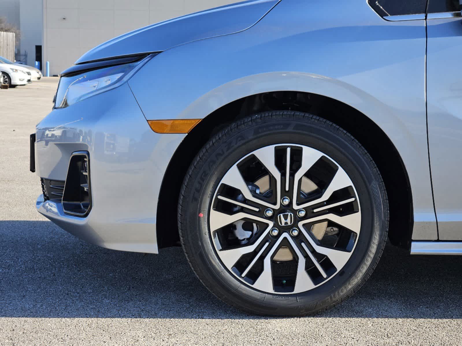 Thumbnail: 2026 Honda Odyssey - 8