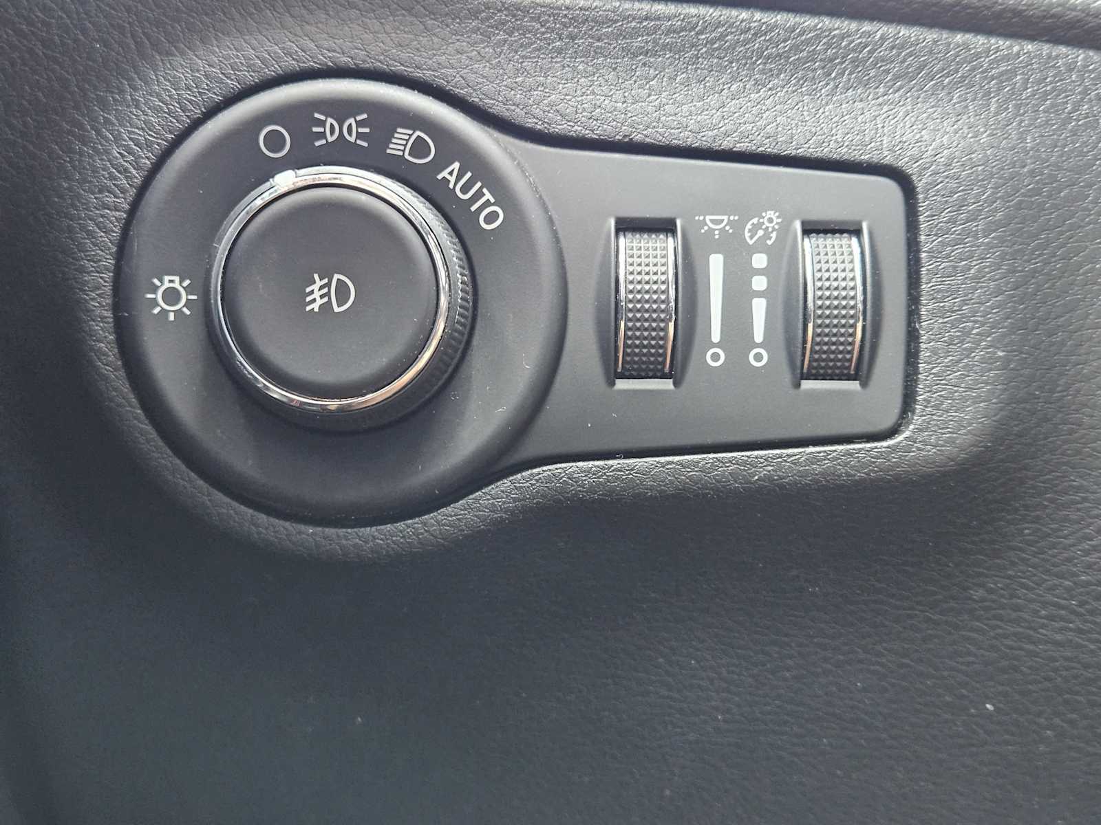Thumbnail: 2019 Jeep Compass - 22
