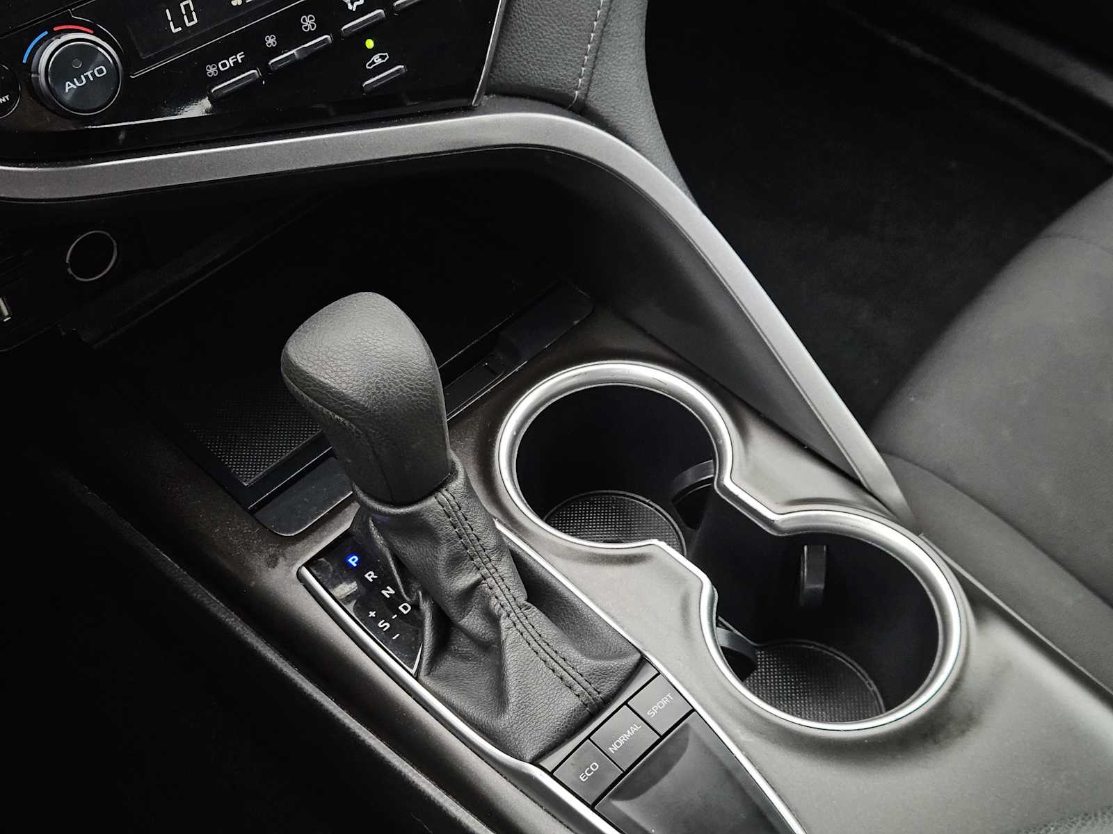 Thumbnail: 2024 Toyota Camry - 20