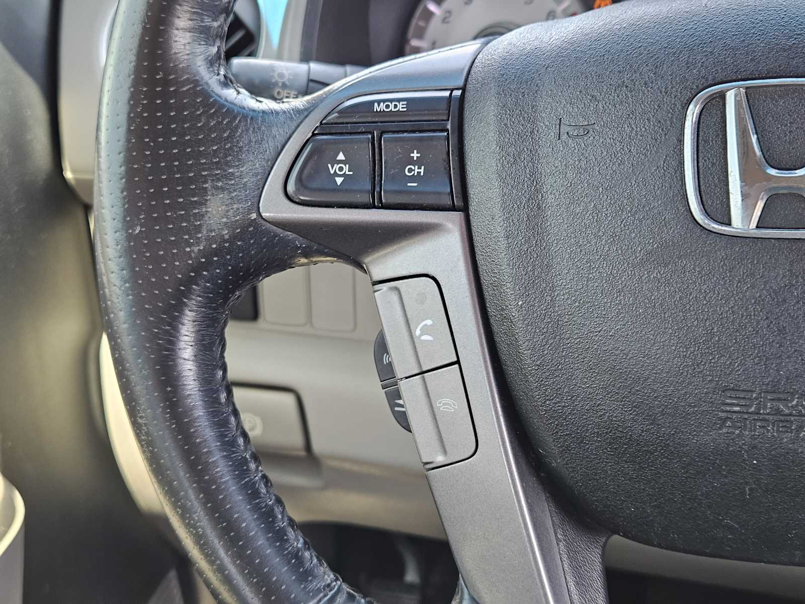 Thumbnail: 2012 Honda Pilot - 26