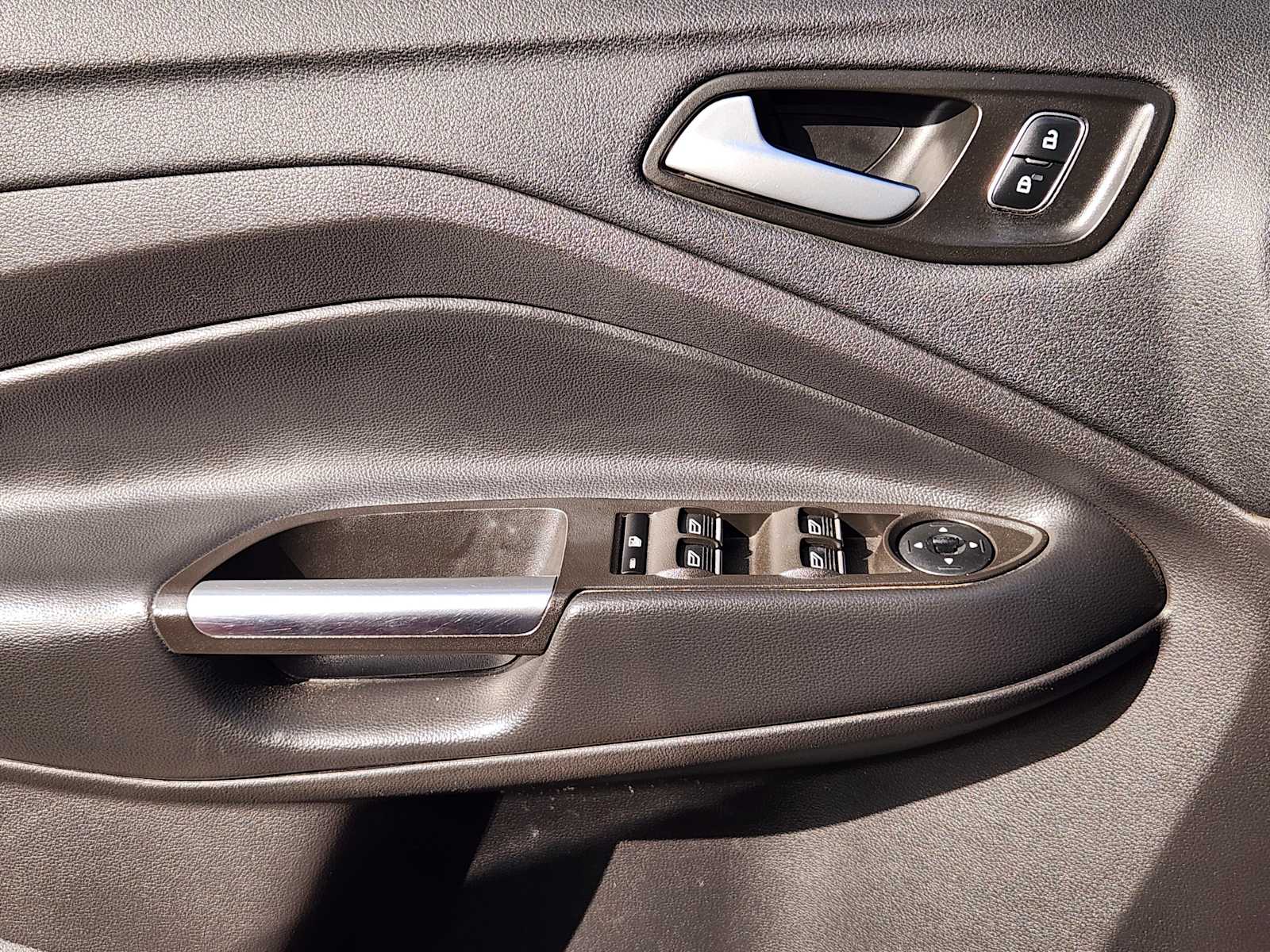 Thumbnail: 2019 Ford Escape - 21