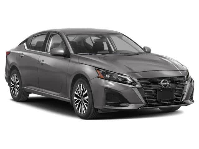 Thumbnail: 2023 Nissan Altima - 9
