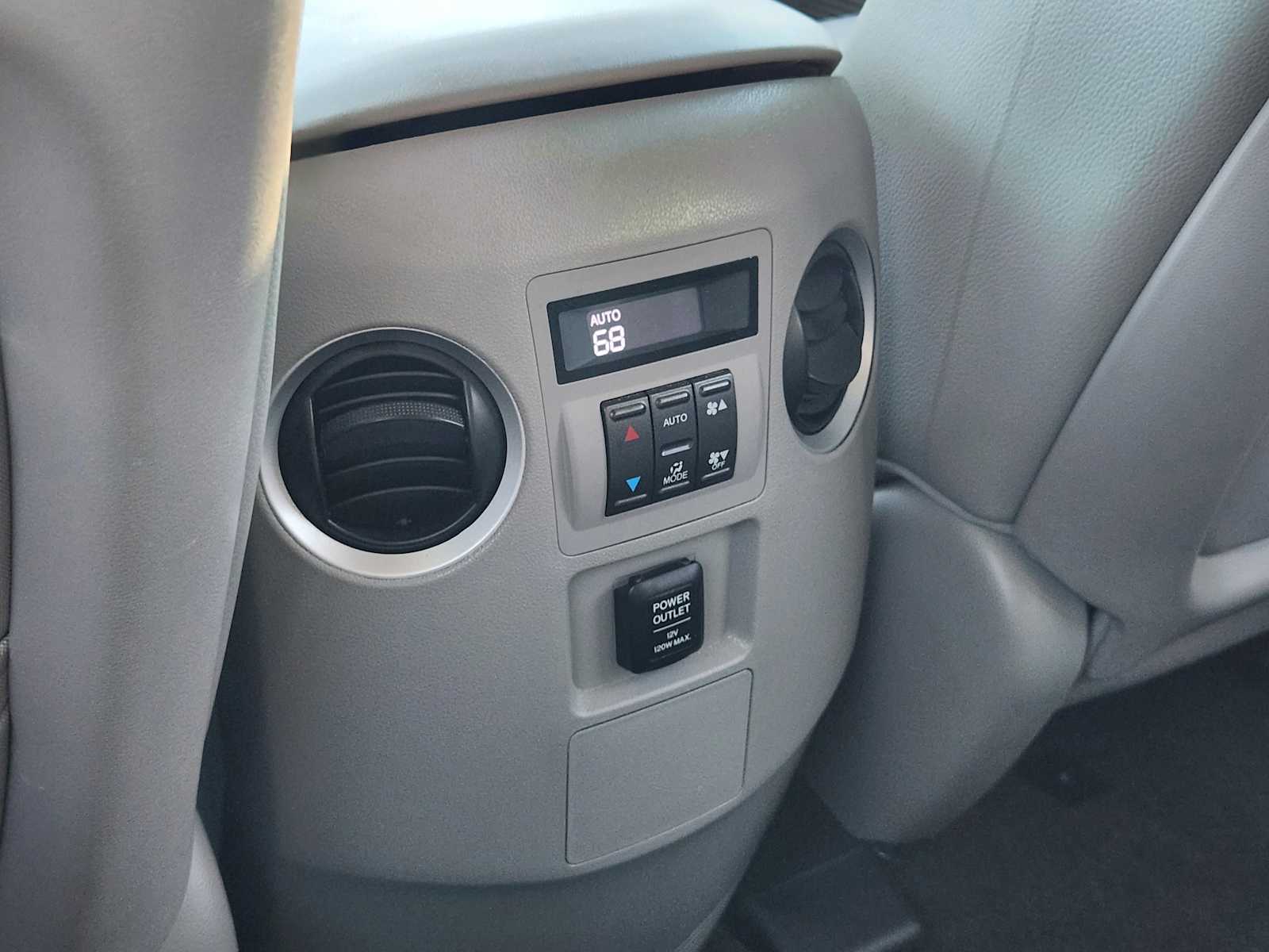 Thumbnail: 2014 Honda Pilot - 30