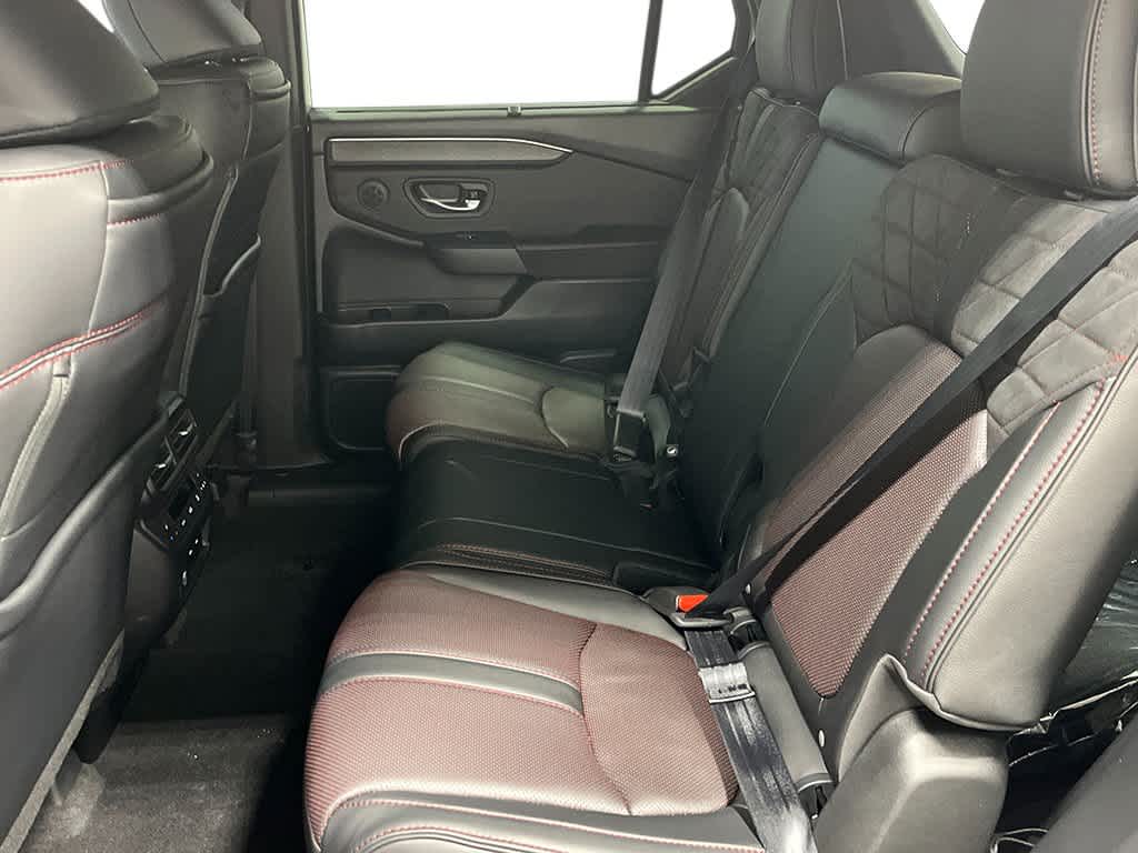 Thumbnail: 2026 Honda Pilot - 25
