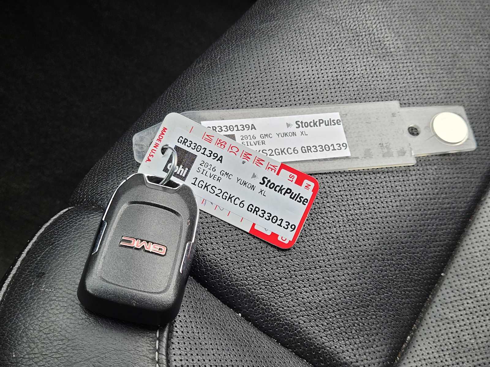 Thumbnail: 2016 GMC Yukon XL - 34